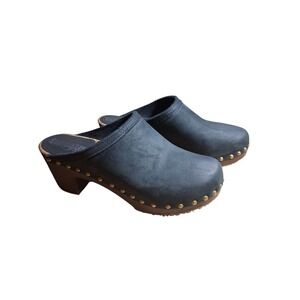 Sandgrens Leather Women's size 6-6½ Rome Studded Preppy Casual‎ Wood Clog Mules
